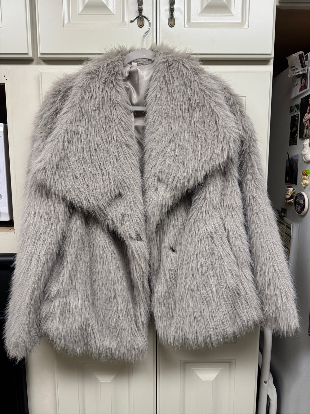 Women’s Faux Fur Coat - Light Gray